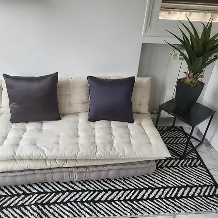 Appartamento T2 Neuf Centre Raphaël Avec Terrasse Et Parking Gratuit, Prés De La Et Commerces! Saint-Raphaël