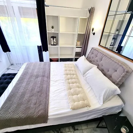 T2 Neuf Centre Raphaël Avec Terrasse Et Parking Gratuit, Prés De La Et Commerces!