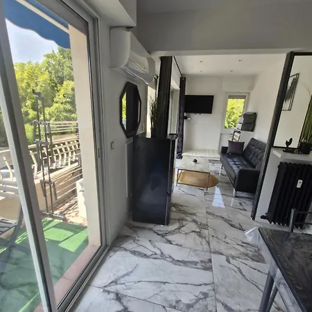 Appartamento T2 Neuf Centre Raphaël Avec Terrasse Et Parking Gratuit, Prés De La Et Commerces! *