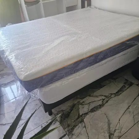 T2 Neuf Centre Raphaël Avec Terrasse Et Parking Gratuit, Prés De La Et Commerces! Appartamento Saint-Raphaël